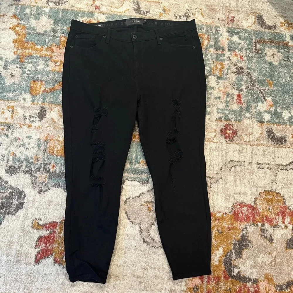 Torrid black distressed jeans